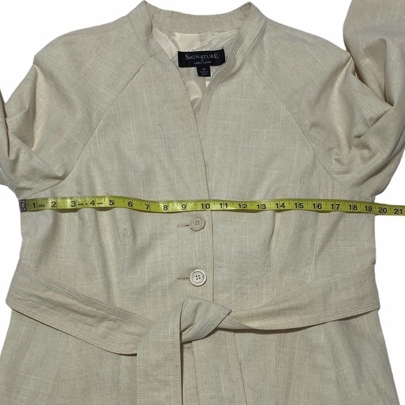 SIGNATURE Larry Levine Beige Pea Coat Size 14 - Picture 7 of 15